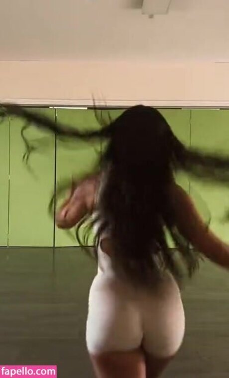 Elley Davies only fans content