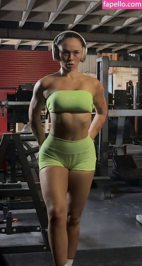 Elley Davies leak onlyfans porn