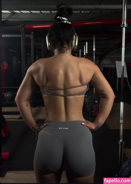 Elley Davies onlyfans leaked