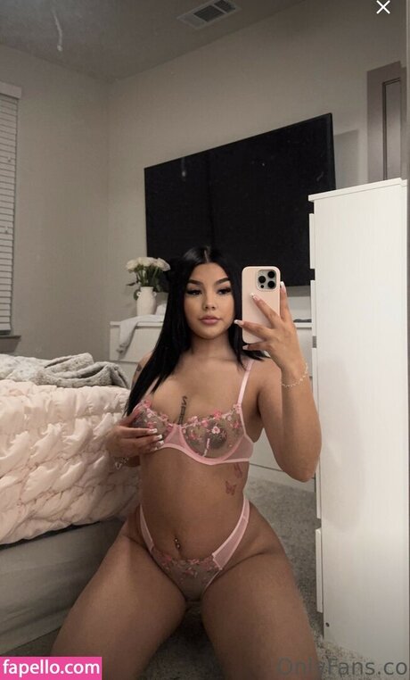 K arenny onlyfans pictures