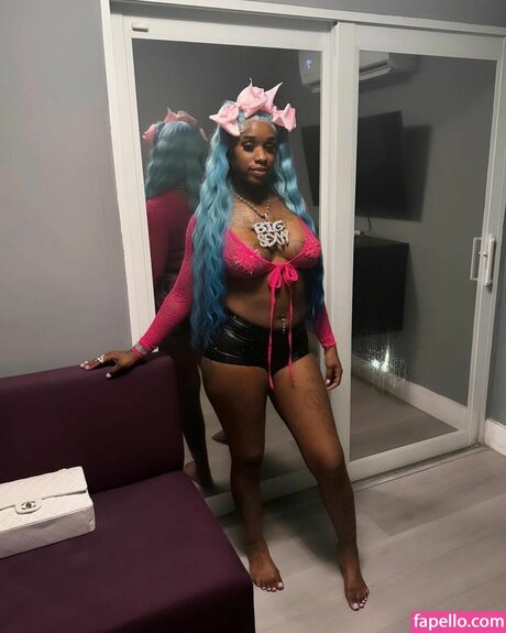 Sexxy Red nude onlyfans leak