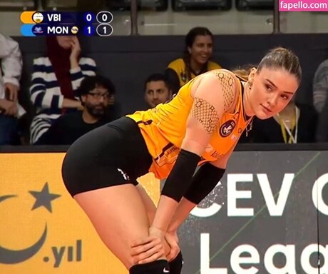 Emma Belle onlyfans sextape