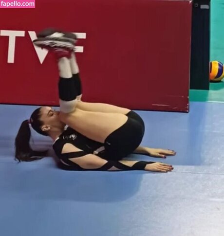 Emma Belle feet onlyfans