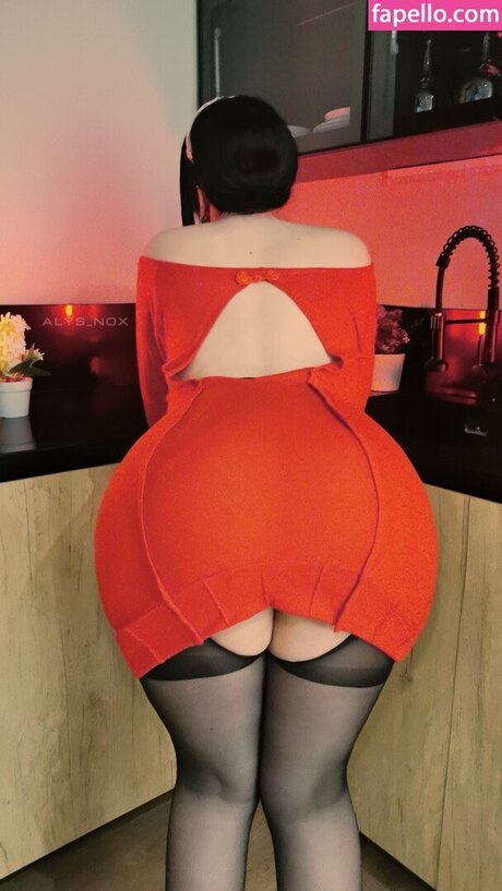 Alys Nox onlyfans explicit content