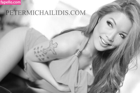 Stephanie Ly onlyfans picture