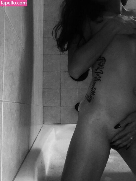 Kimiblair_ onlyfans nudes leak