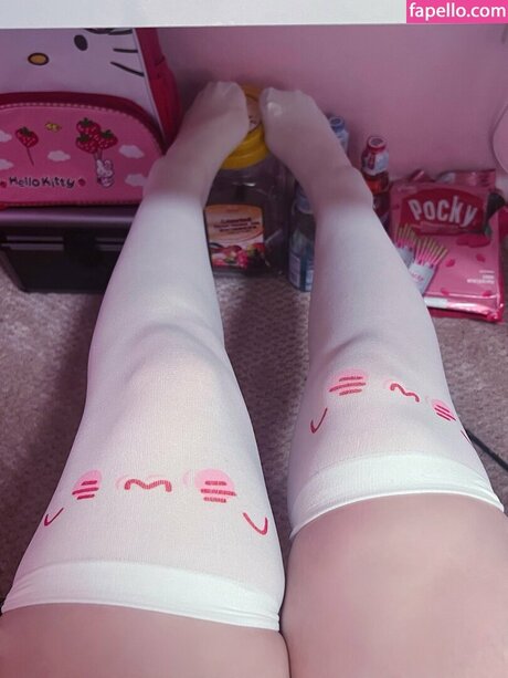 LittleNiiVT only fans naked