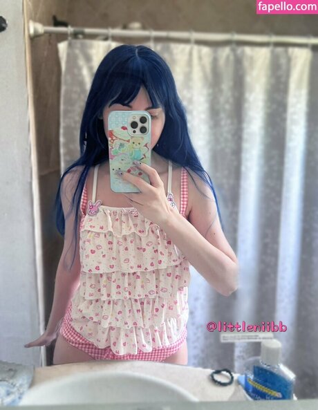 LittleNiiVT nude leak onlyfans