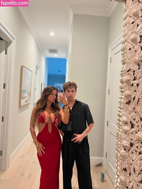 isabella lauren onlyfans ass