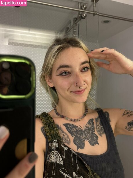 Myst1cnympho onlyfans leakd