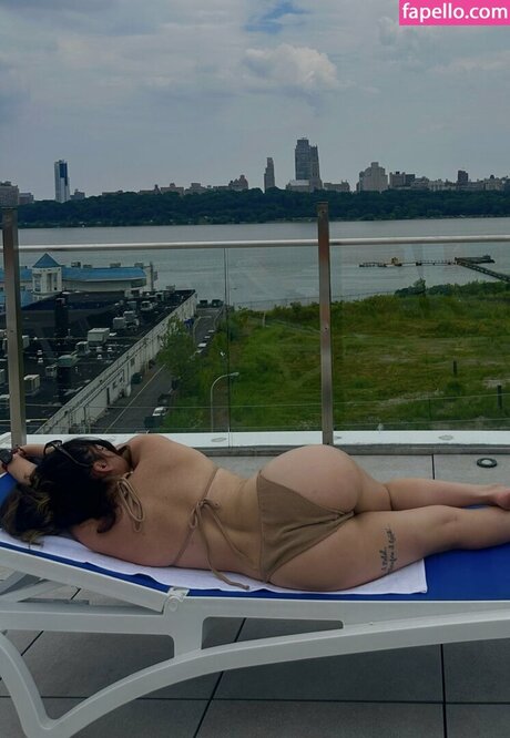 Mercedesthetrainer onlyfans leaked tits