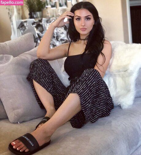 Alia Shelesh onlyfans pictures