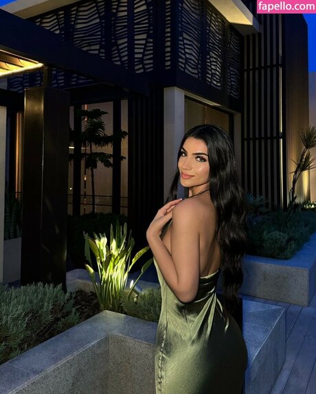 Zenoviajafar new onlyfans leaks