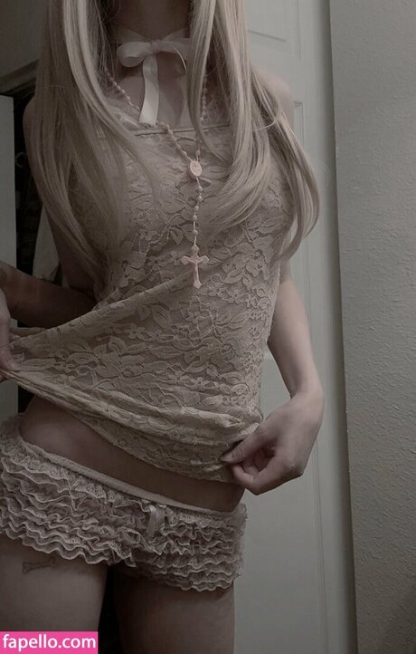 veildose onlyfans posts