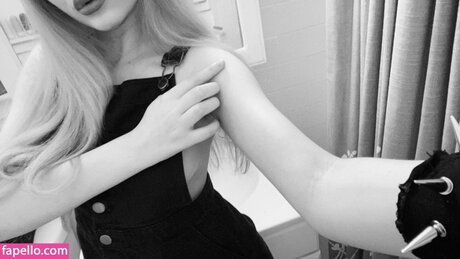 veildose onlyfans nudes leaks