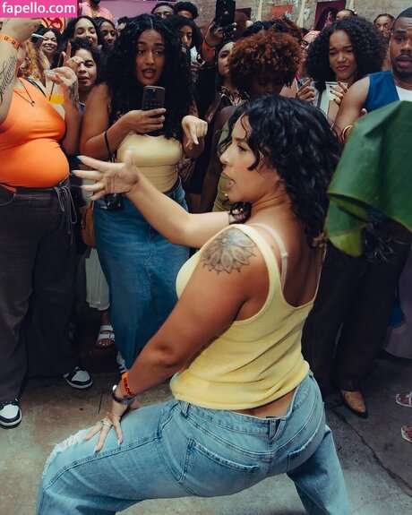 Maleni Cruz onlyfans pics