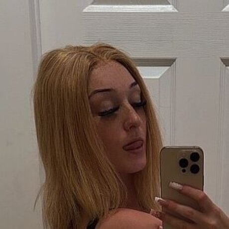 blondebarbixxx onlyfans pics