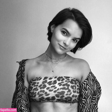 Brianna Hildebrand leaked onlyfans