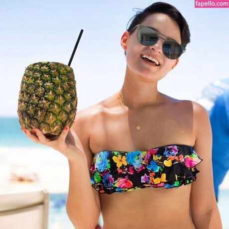Brianna Hildebrand onlyfans lesk