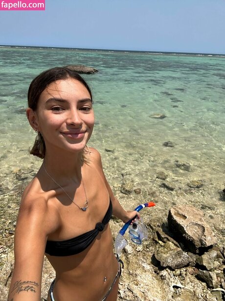 Req Cassadventures onlyfans strip tease