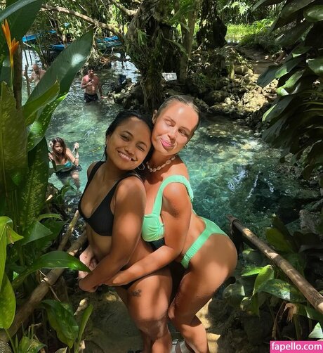 reeganbaildon_ onlyfans public photos