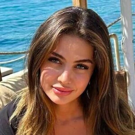 Ece Ronay onlyfans nude pictures