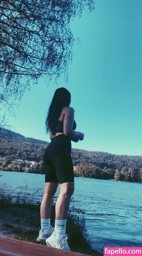 Alexandra Hetland Johnsen onlyfans nude