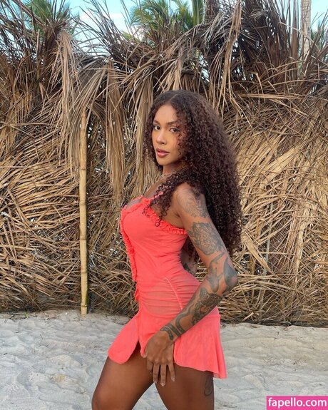 Giovanna Jacobina naked onlyfans