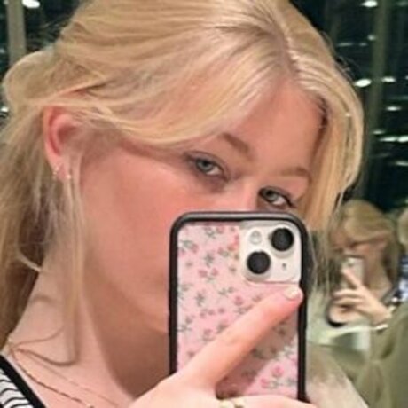 Clementine Vaughn only fans photos