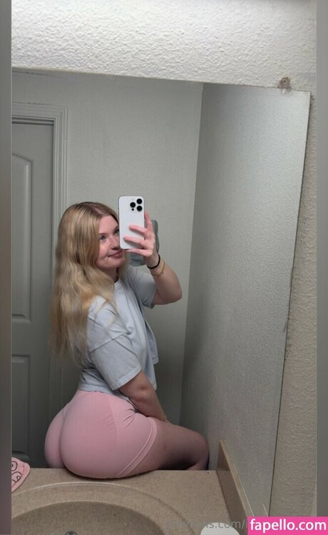 Izzy Nicole onlyfans nudes leaked