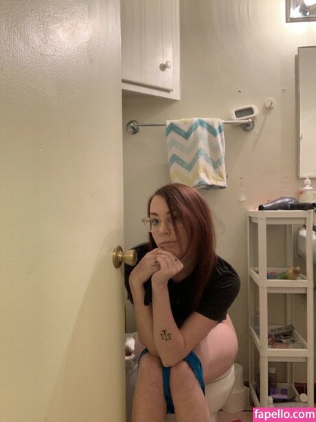 Mackenzie Stith onlyfans leaked tits