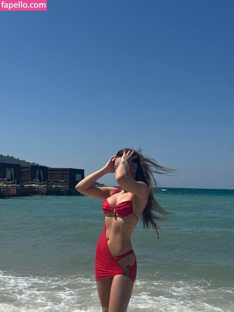 influesii753 onlyfans naked