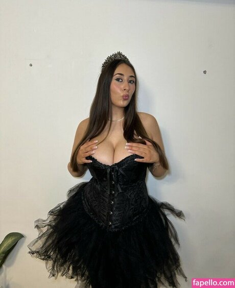Sophie Alice onlyfans leams