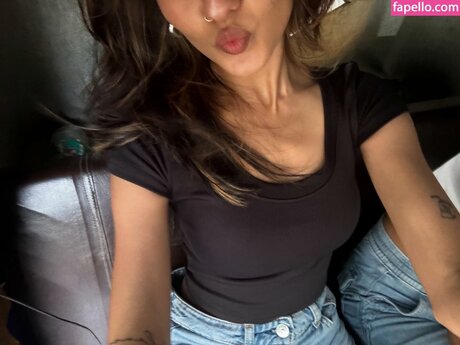 ishitasgj nude only fans leaks