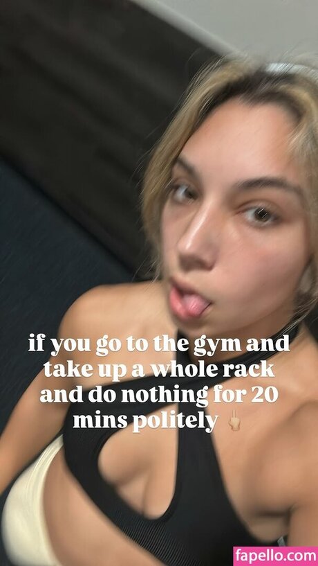 thick ass onlyfans pornographic portrait