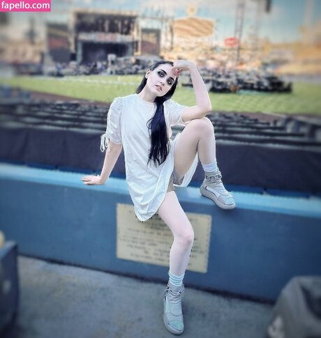 Amy Roberts onlyfans nude