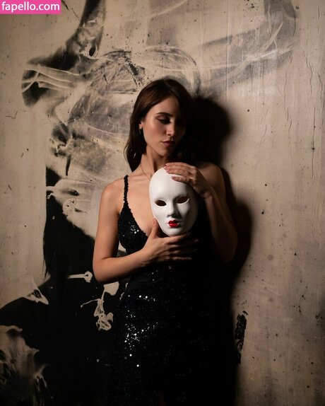 Caylee Cowan onlyfans leaked porn