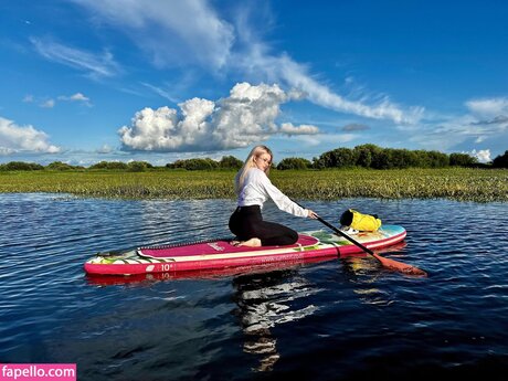 Elena Kyalviyainen only fans.