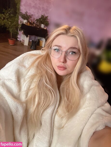 Elena Kyalviyainen only fans content