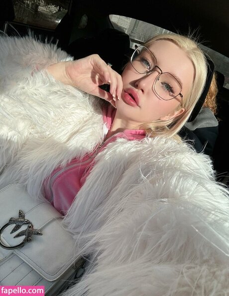 Elena Kyalviyainen onlyfans nude pictures