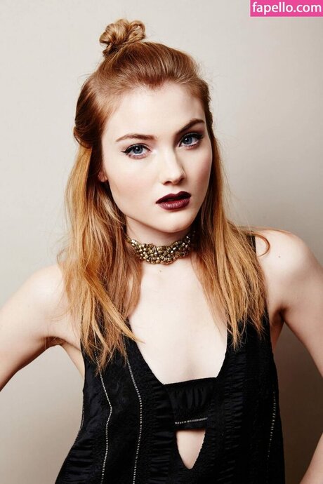 Skyler Samuels onlyfans tits