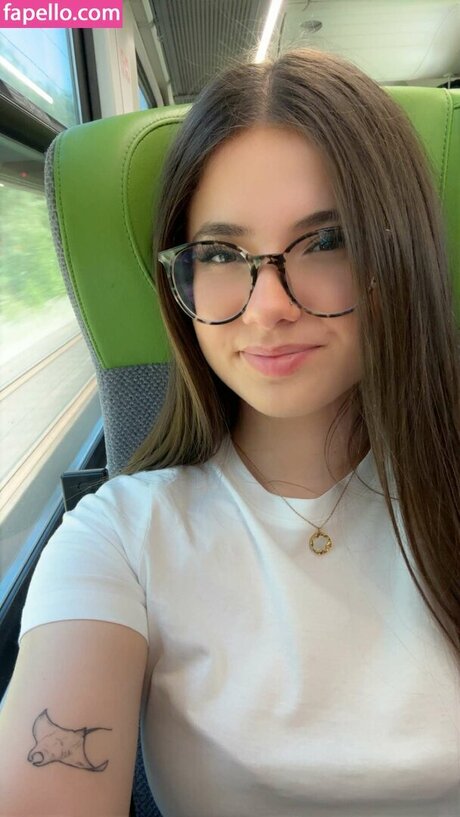 Lilousecret porn only fans