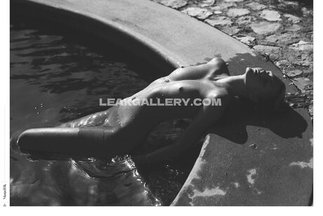 lindsaydemyan nude leaked onlyfans