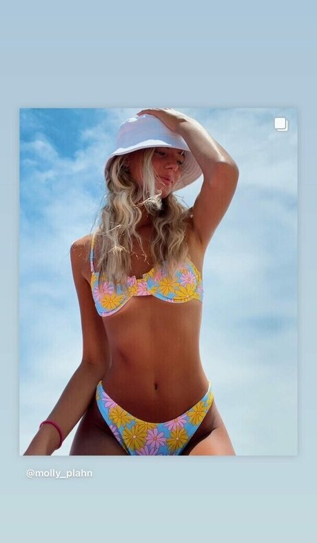 Molly Plahn leaked onlyfans free