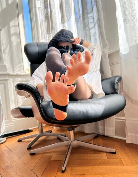 Yeougui only fans naked