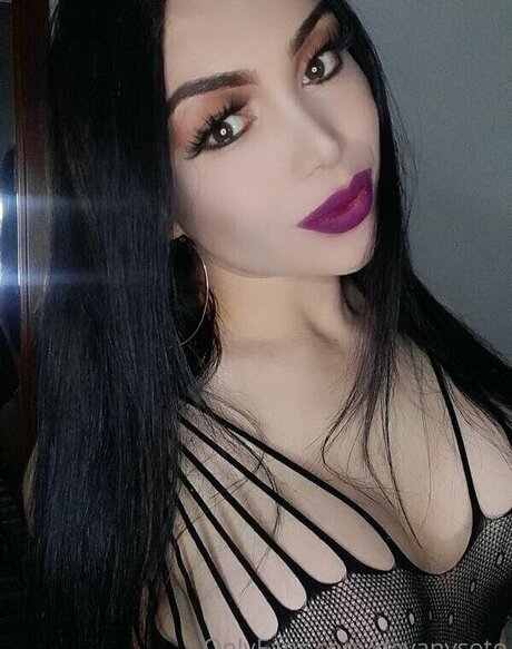 Devany Soto ass onlyfans