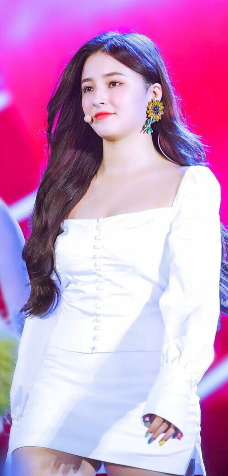 Nancy Momoland en onlyfans