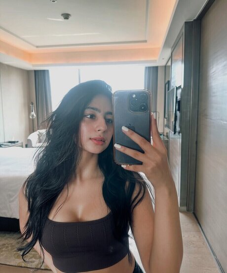 Exclusives Suhani Kapoor nude only fans