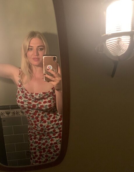 Rebecca Lucy Taylor naked onlyfans