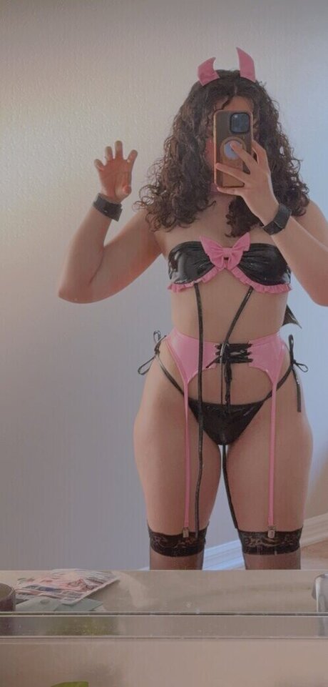 vrv0 nudes onlyfans leak